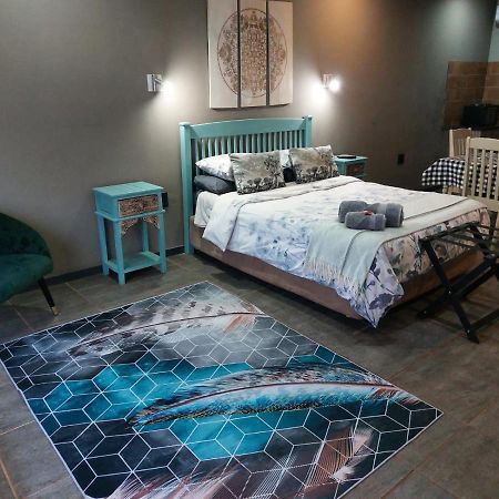 Wisteria Lane Guesthouse Postmasburg Экстерьер фото