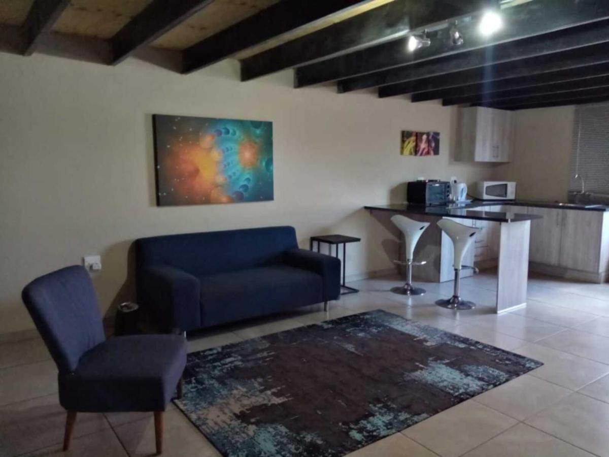 Wisteria Lane Guesthouse Postmasburg Экстерьер фото